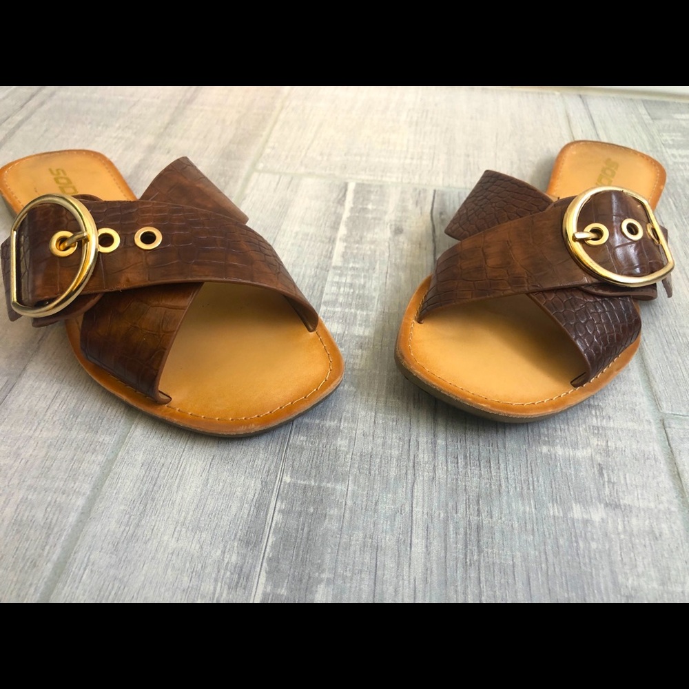 Brown with buckle Soda sandals